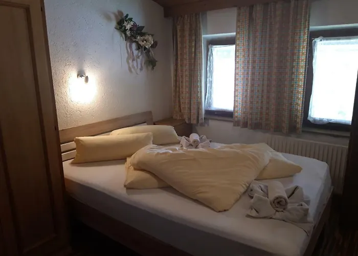 Junser Gasthausl Herberg Tux